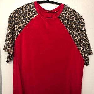 Zenana like new ladies size large top